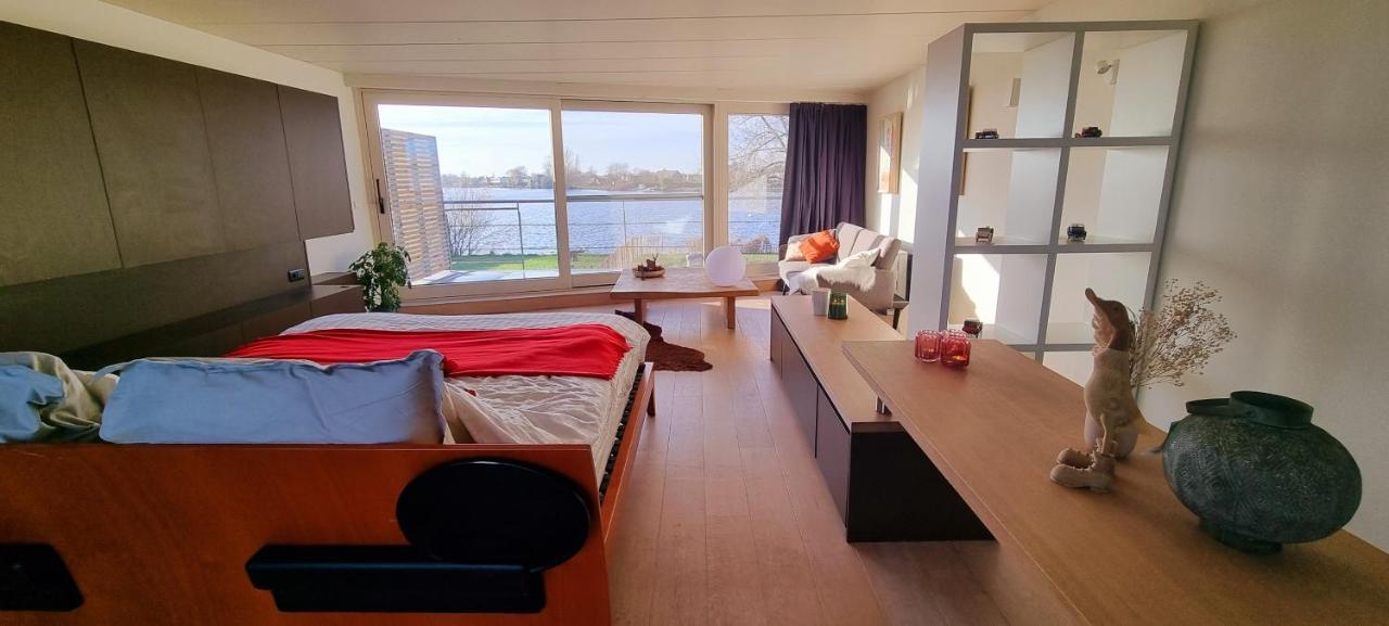 נזארת Cozy House At The Lake מראה חיצוני תמונה